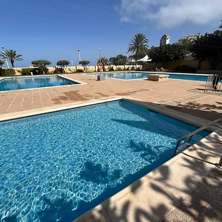 Lujoso 30m De La Playa A Estrenar Wifi Aire Piscina Апартаменты
