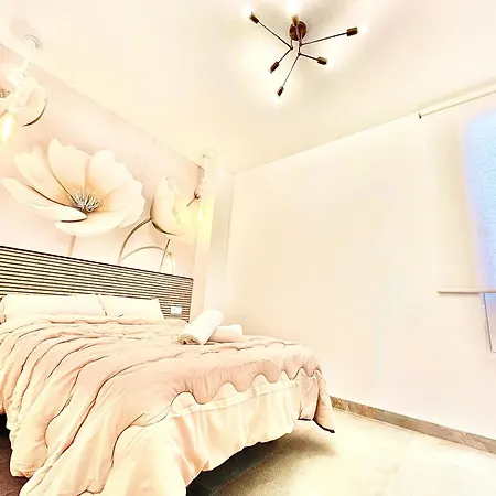 Lujoso 30m De La Playa A Estrenar Wifi Aire Piscina דירה קלפה